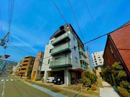 カサベラ西岡本（102）外観写真