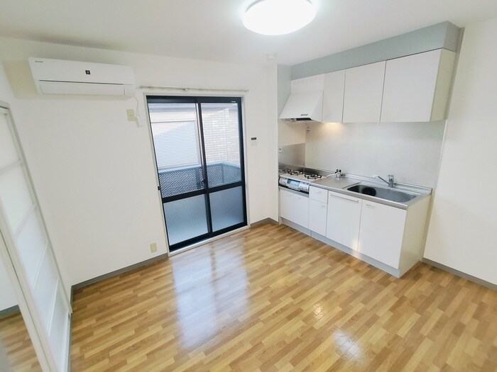 物件内観写真8　(居室)