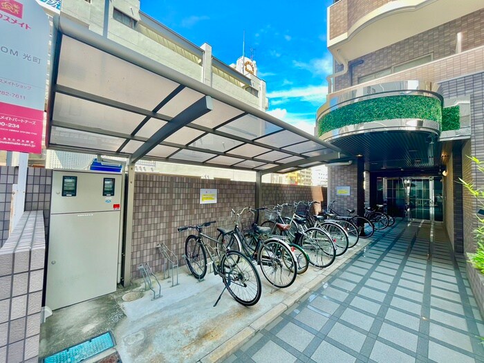 物件外観写真3　(駐輪場)