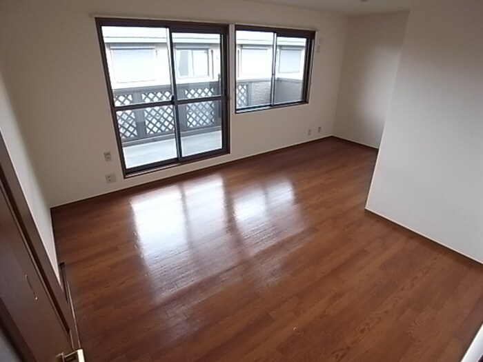 物件内観写真14　(居室)