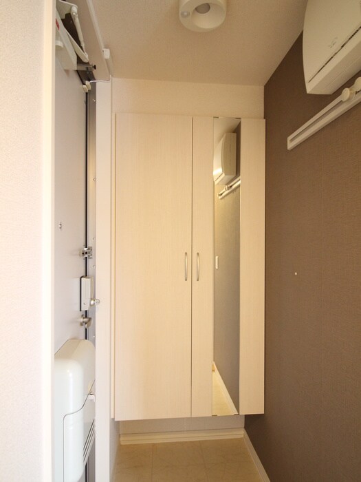 物件内観写真7　(靴箱)