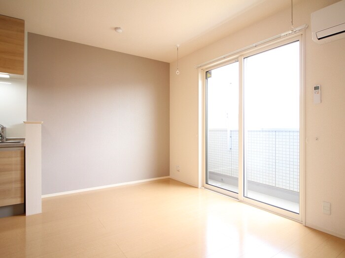 物件内観写真21　(居室)