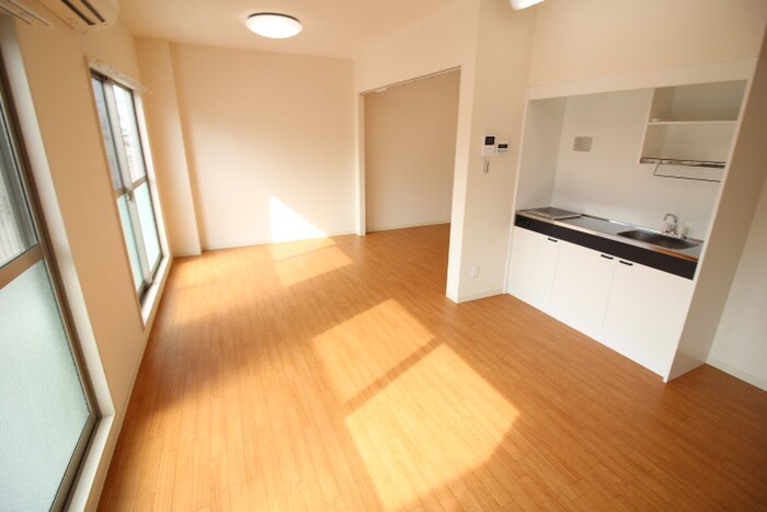 物件内観写真8　(居室)