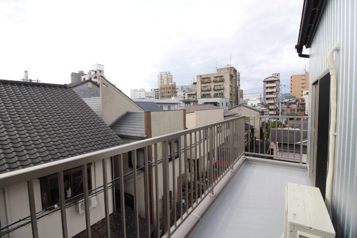 物件内観写真20　(室内からの展望)