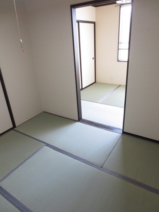 物件内観写真13　(居室)