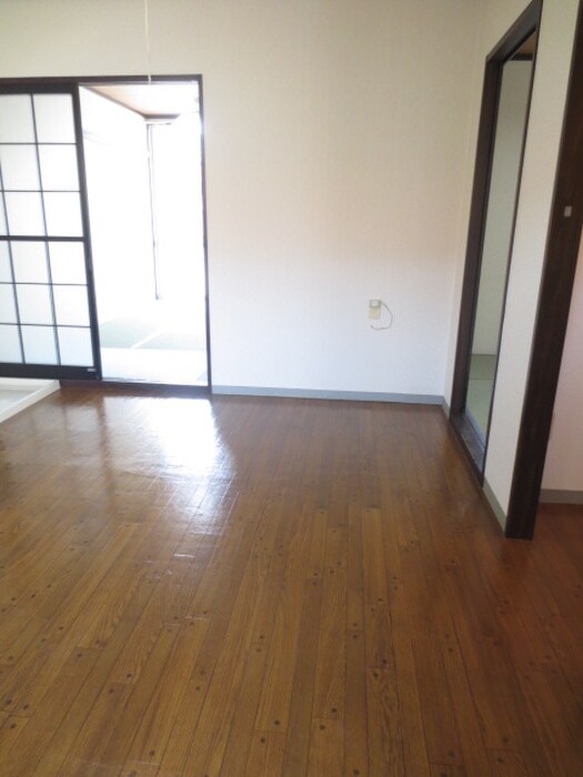 物件内観写真22　(居室)