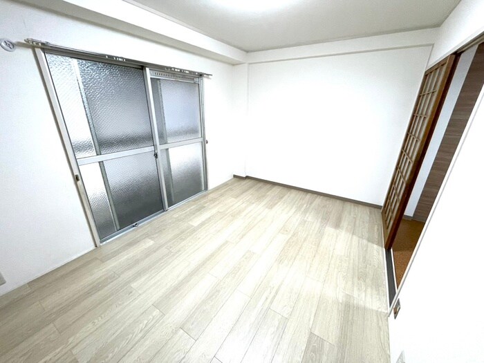 物件内観写真5　(居室)