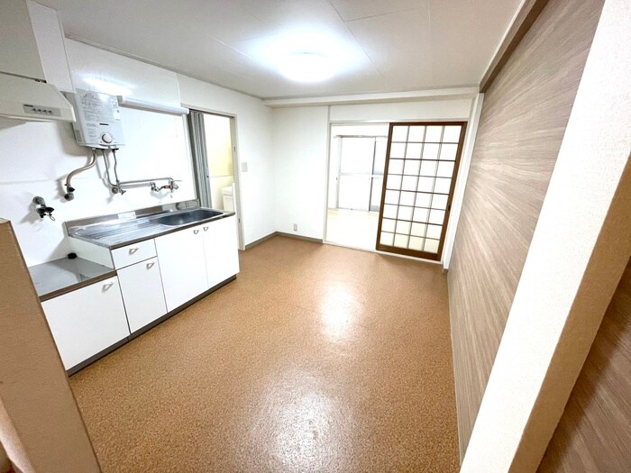 物件内観写真9　(居室)