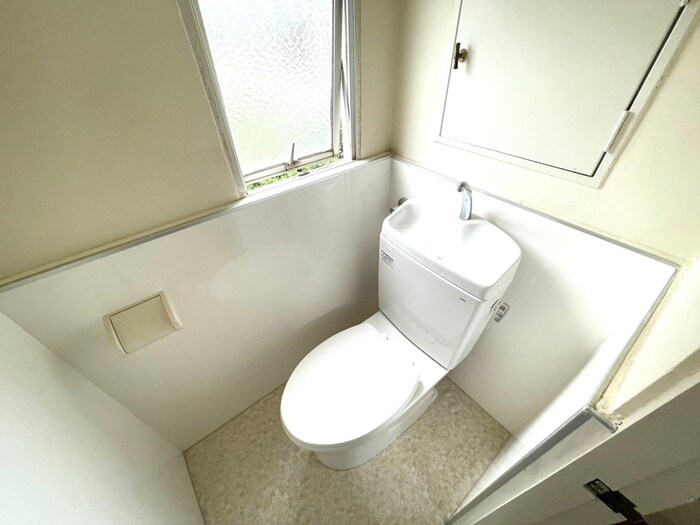 物件内観写真12　(トイレ)