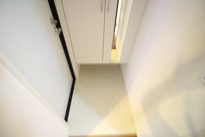 物件内観写真15　(玄関)