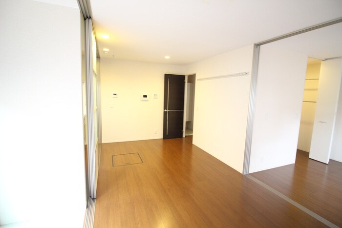 物件内観写真19　(居室)