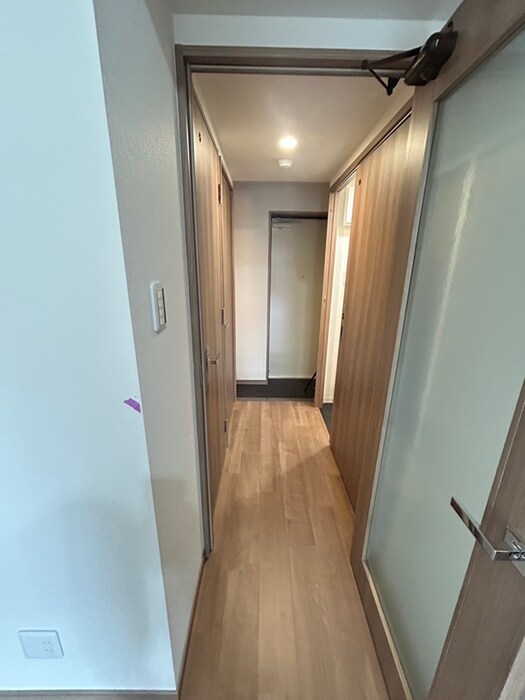 物件内観写真15　(廊下)