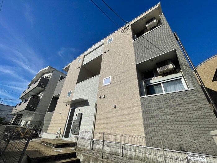 物件外観写真1　(外観写真)