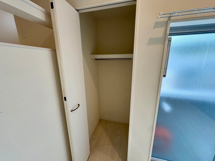 物件内観写真16　(収納)