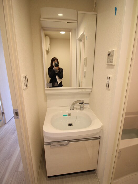 物件内観写真9　(洗面)