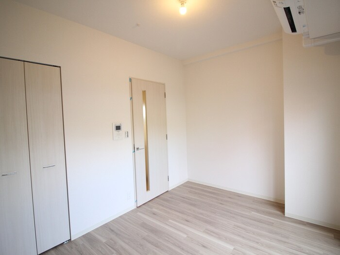 物件内観写真14　(居室)