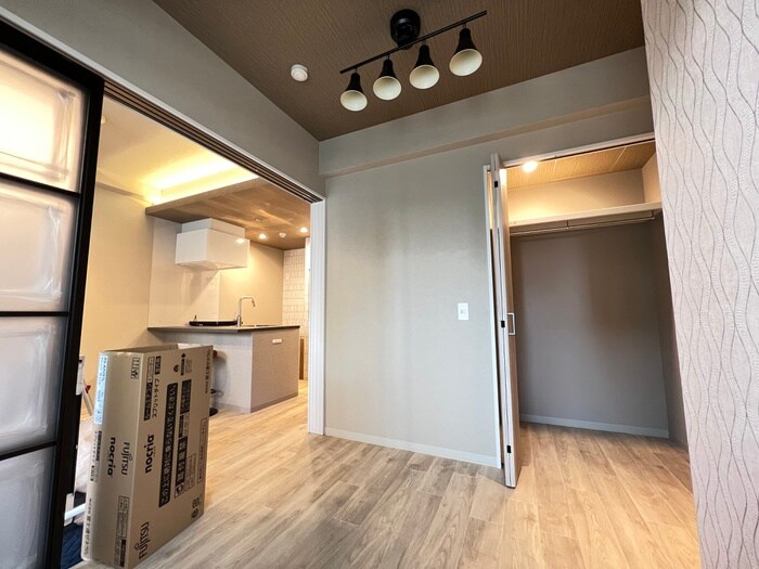 物件内観写真9　(居室)