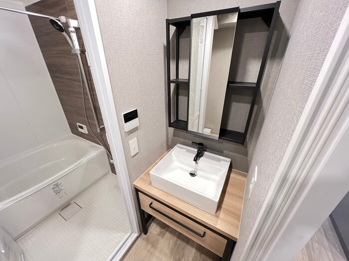 物件内観写真12　(洗面)