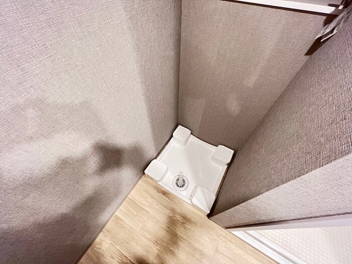 物件内観写真13　(洗濯機置場)