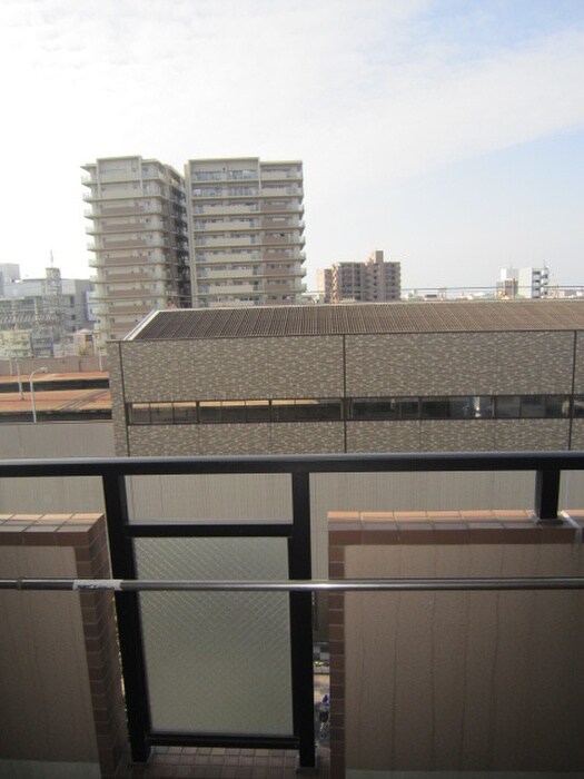 物件内観写真22　(室内からの展望)