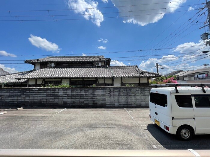 物件内観写真22　(室内からの展望)