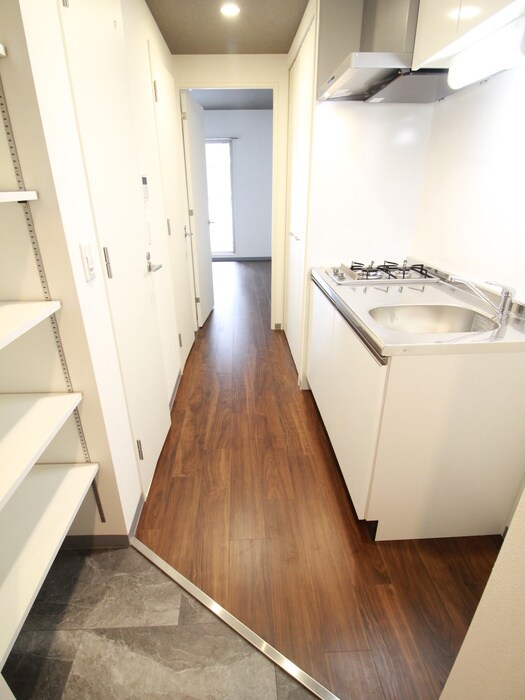 物件内観写真7　(玄関)