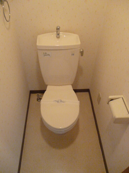 物件内観写真12　(トイレ)