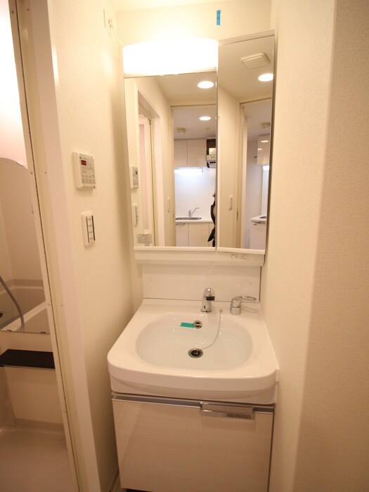 物件内観写真9　(洗面)