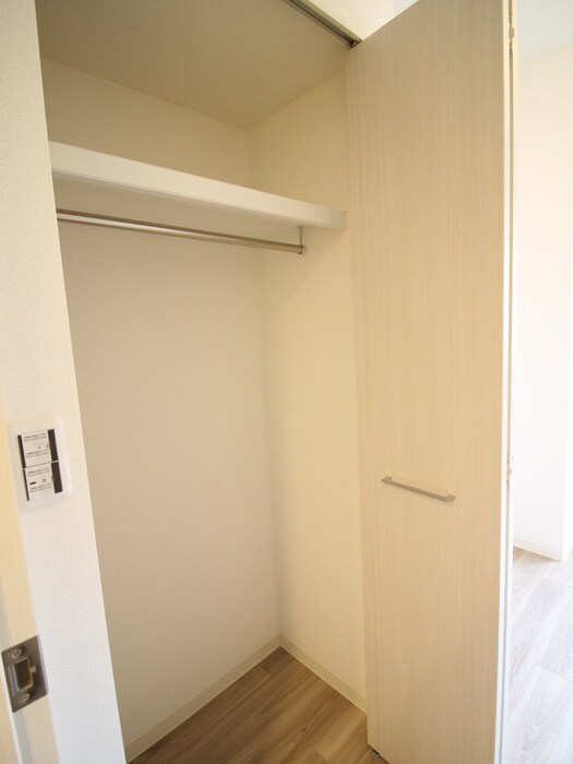 物件内観写真18　(収納)