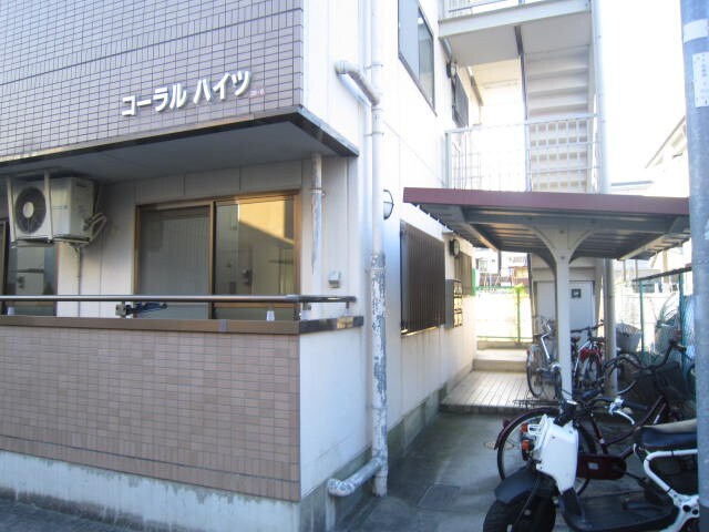 物件外観写真3　(駐輪場)