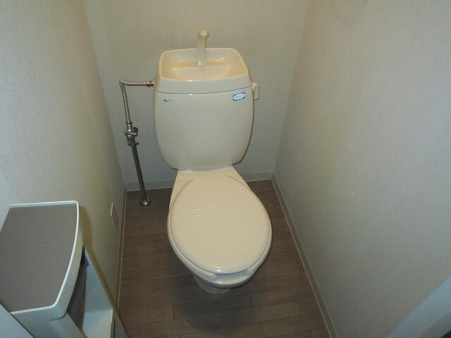 物件内観写真11　(トイレ)