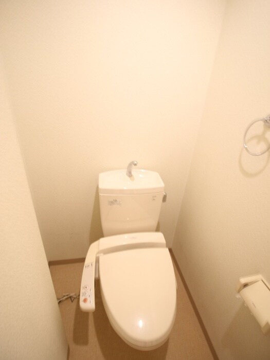 物件内観写真11　(トイレ)