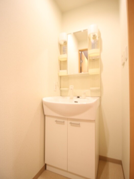 物件内観写真12　(洗面)