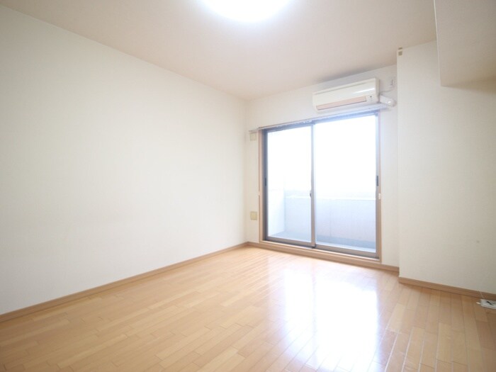 物件内観写真15　(居室)