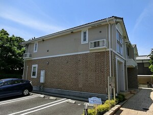アルドーレムラカミ外観写真