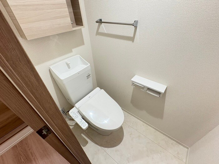 物件内観写真13　(トイレ)