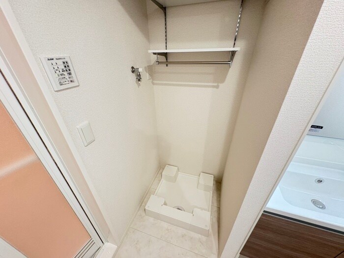 物件内観写真22　(洗濯機置場)