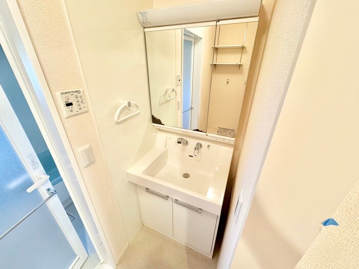 物件内観写真11　(洗面)