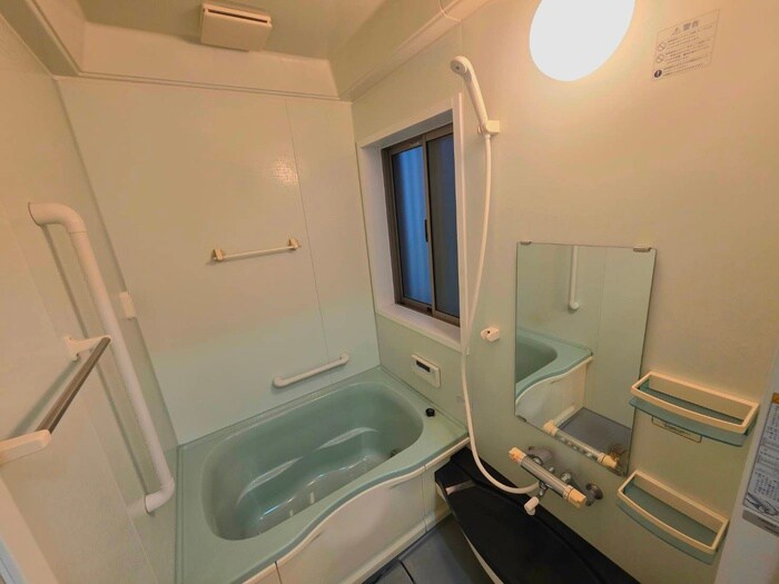 物件内観写真10　(バス／シャワールーム等)