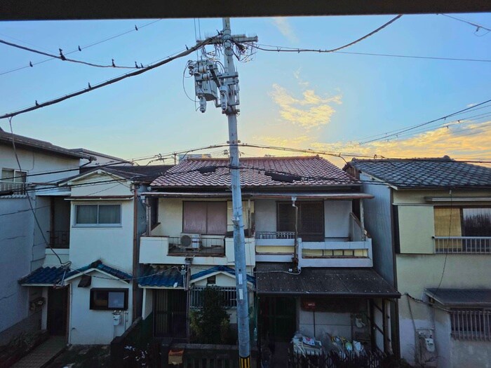 物件内観写真20　(室内からの展望)