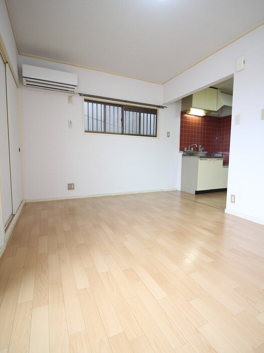 物件内観写真12　(居室)