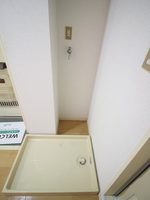 物件内観写真19　(洗濯機置場)