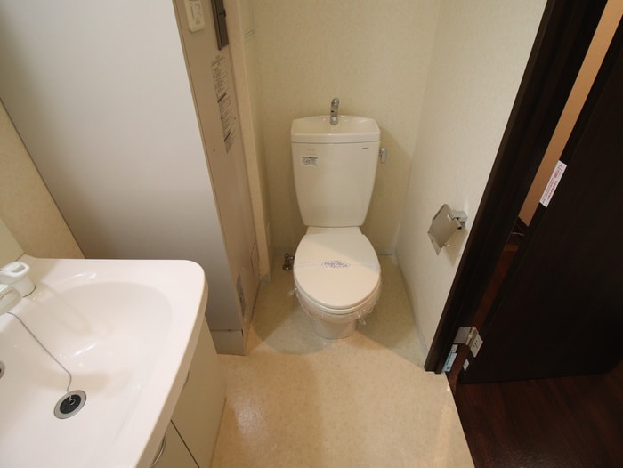 物件内観写真9　(トイレ)