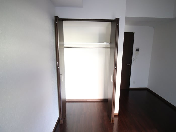 物件内観写真18　(収納)