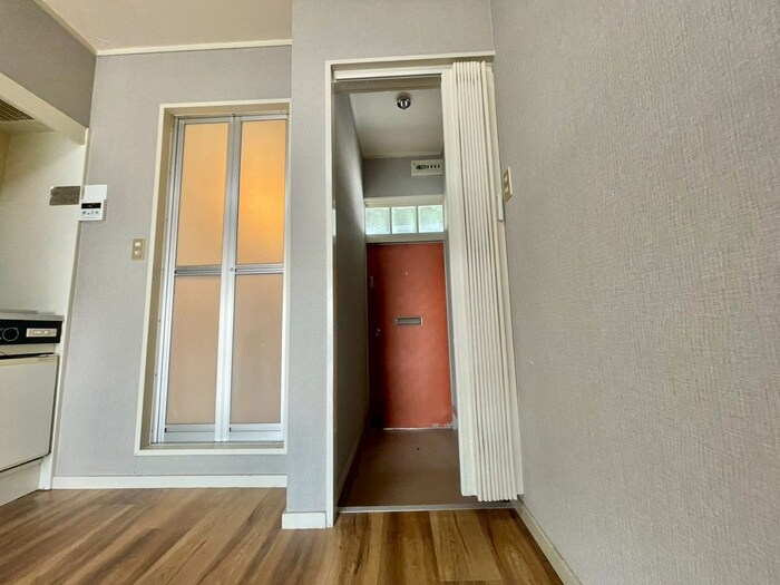 物件内観写真16　(廊下)