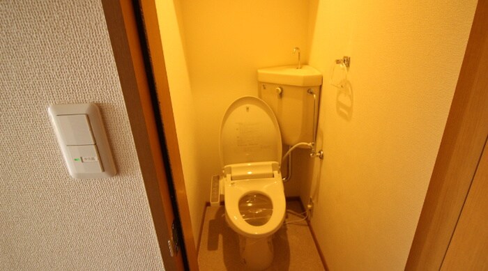 物件内観写真17　(トイレ)