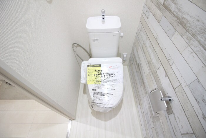 物件内観写真14　(トイレ)