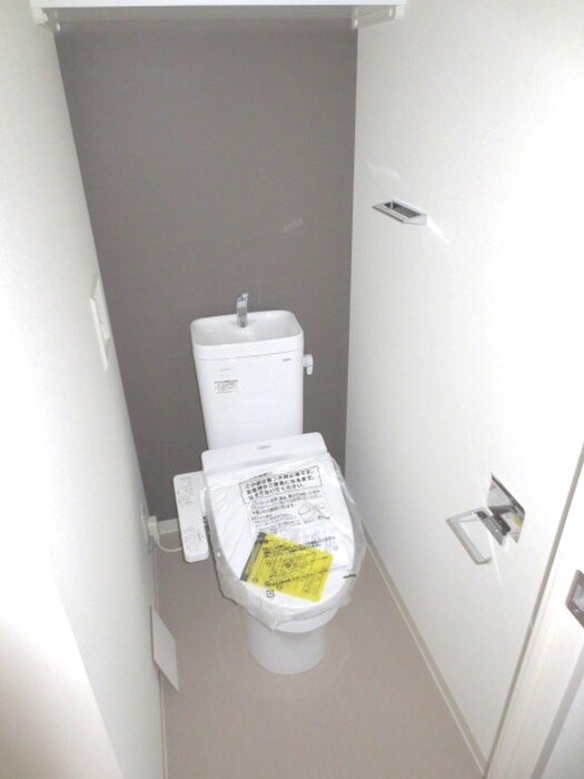 物件内観写真8　(トイレ)