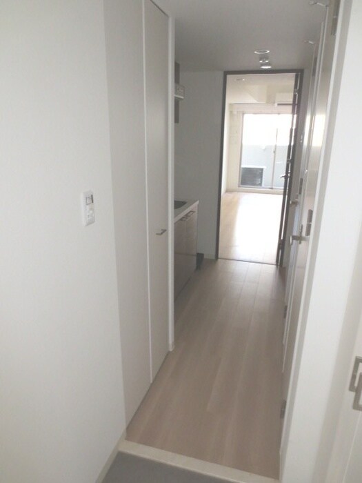 物件内観写真16　(廊下)