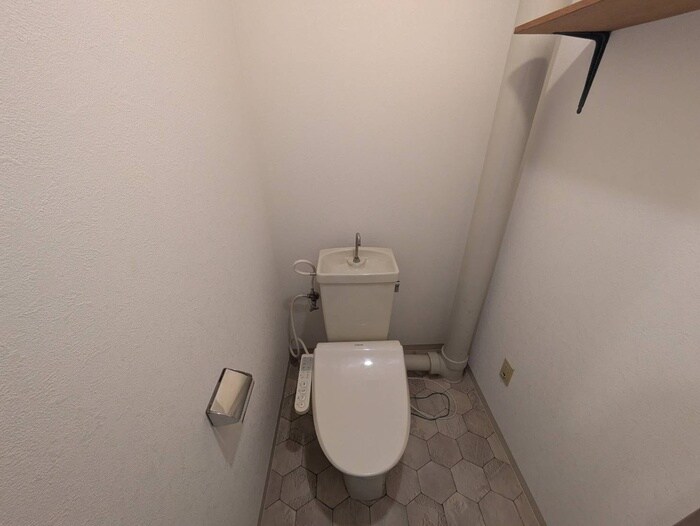 物件内観写真14　(トイレ)